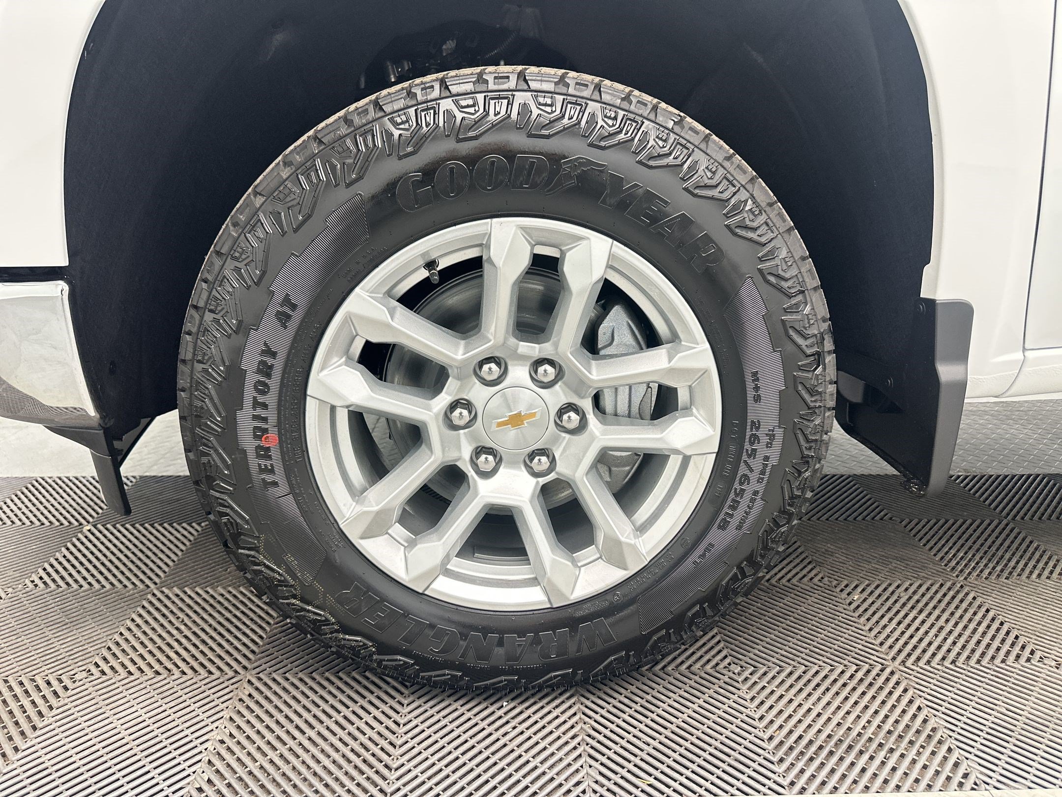 New 2026 Chevrolet Silverado 1500 LT AWD/4WD image 11