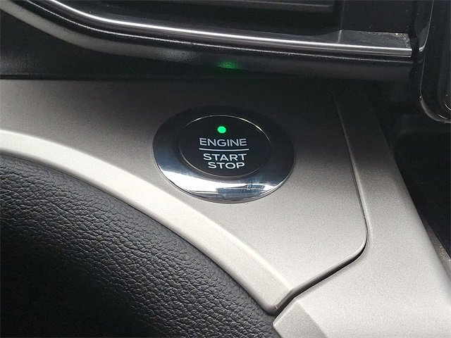 Used 2021 Ford Explorer XLT w/ Equipment Group 202A image 23