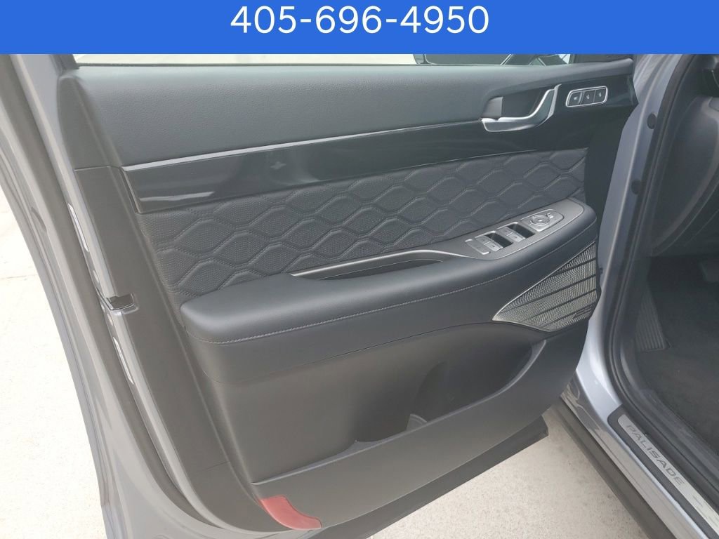 Used 2020 Hyundai Palisade Limited image 16