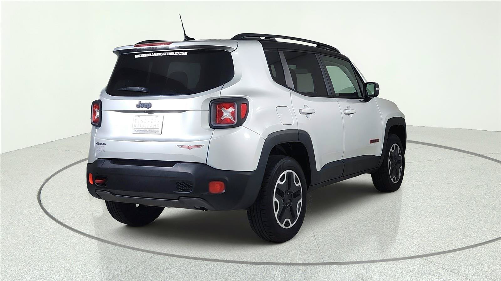 Used 2016 Jeep Renegade Trailhawk AWD/4WD image 6