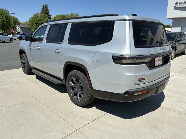 New 2026 Jeep Grand Wagoneer L Limited AWD/4WD image 7
