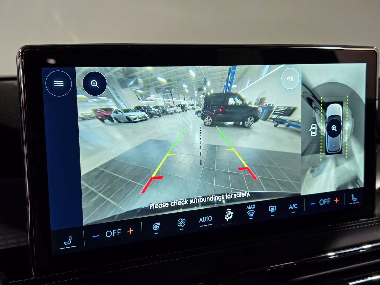 New 2026 Lincoln Corsair Premiere image 25