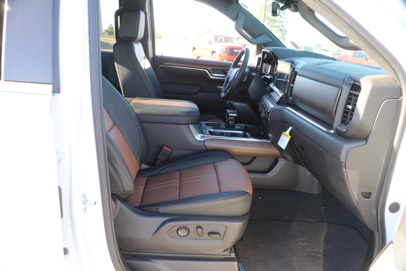 New 2026 Chevrolet Silverado 1500 High Country w/ Technology Package image 33