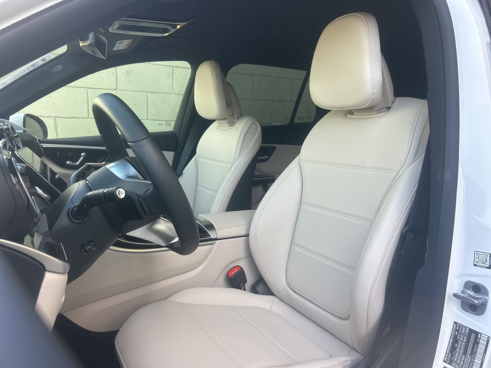 Used 2026 Mercedes-Benz GLC 300 image 12