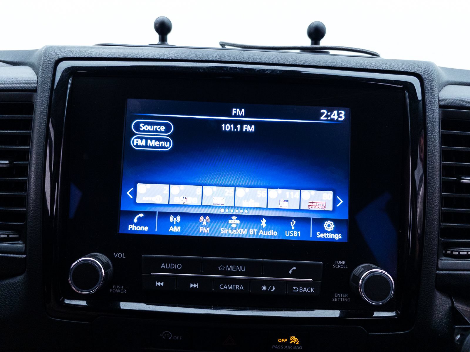 Used 2023 Nissan Frontier S AWD/4WD image 22