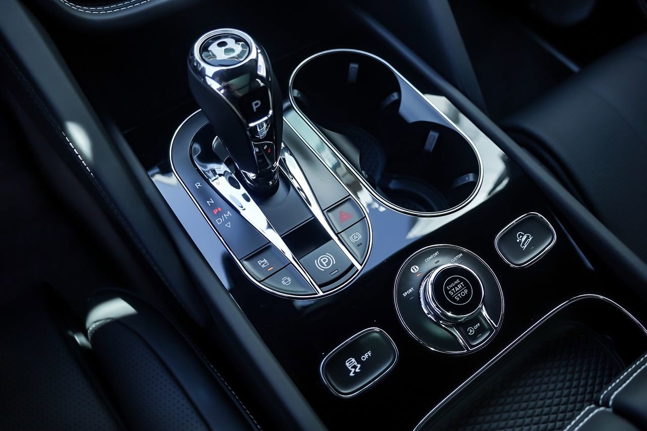 Certified 2024 Bentley Bentayga Extended Wheelbase image 19