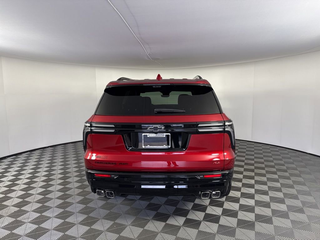 New 2026 Chevrolet Traverse RS w/ LPO, Floor Liner Package AWD/4WD image 4
