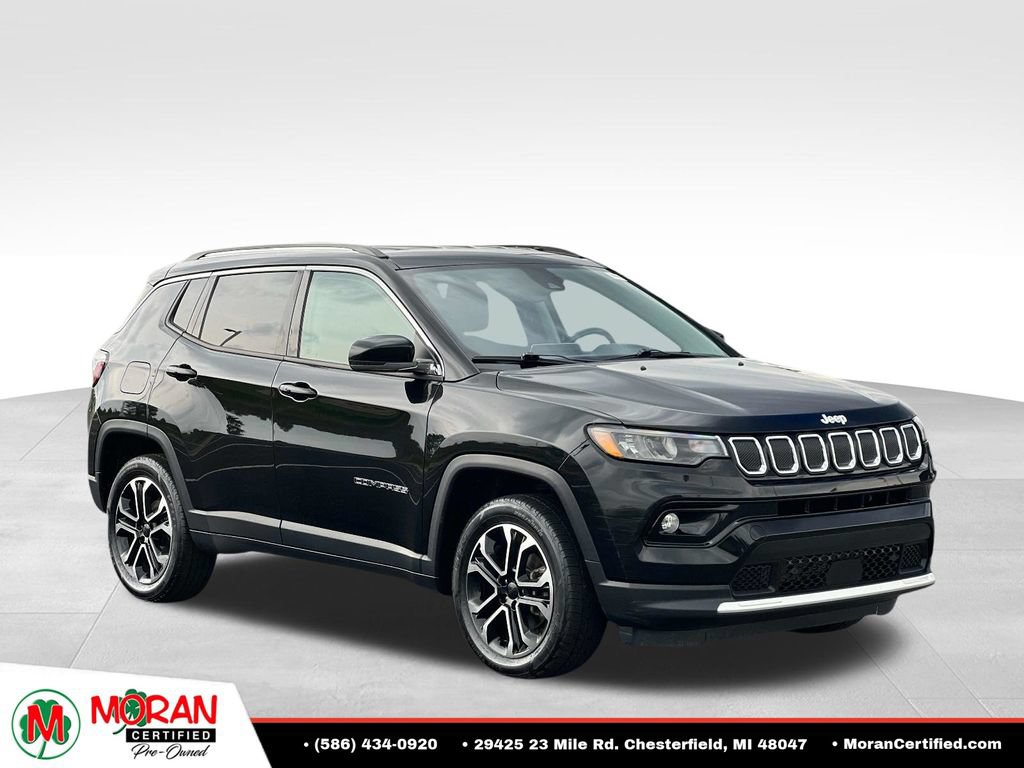 Used 2022 Jeep Compass Limited AWD/4WD image 7