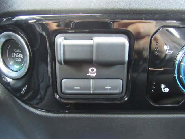 Used 2025 GMC Sierra 1500 SLT image 44