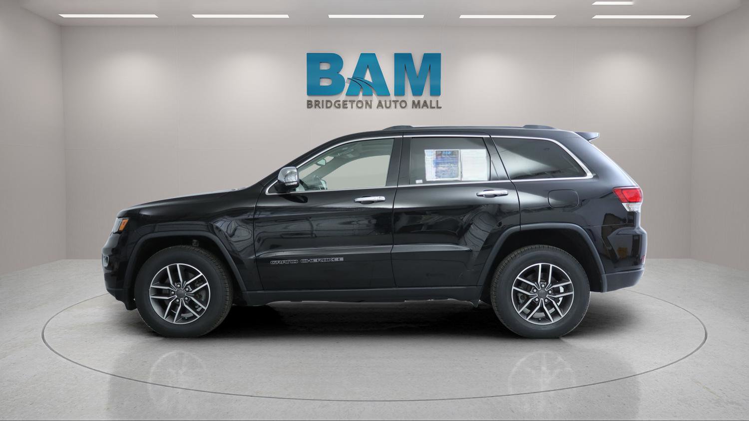 Used 2021 Jeep Grand Cherokee Limited w/ Premium Lighting Group AWD/4WD image 4