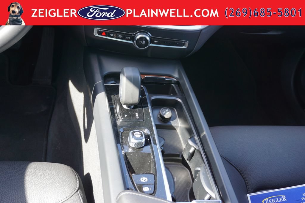 Used 2024 Volvo V60 B5 Cross Country Plus AWD/4WD image 16