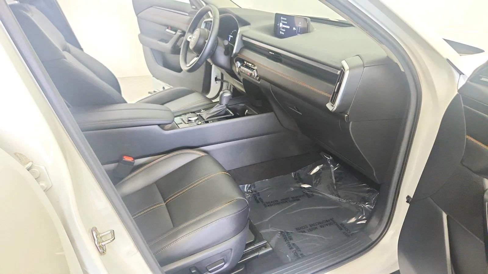 Used 2025 MAZDA CX-50 AWD 2.5 Hybrid w/ Premium Pkg image 29