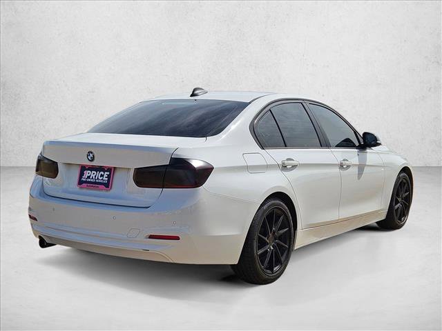 Used 2017 BMW 320i Sedan image 5