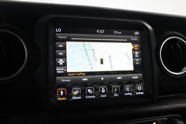 Used 2022 Jeep Wrangler Unlimited Sahara w/ LED Lighting Group AWD/4WD image 23