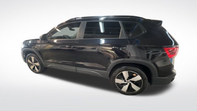 Certified 2023 Volkswagen Taos S AWD/4WD image 7