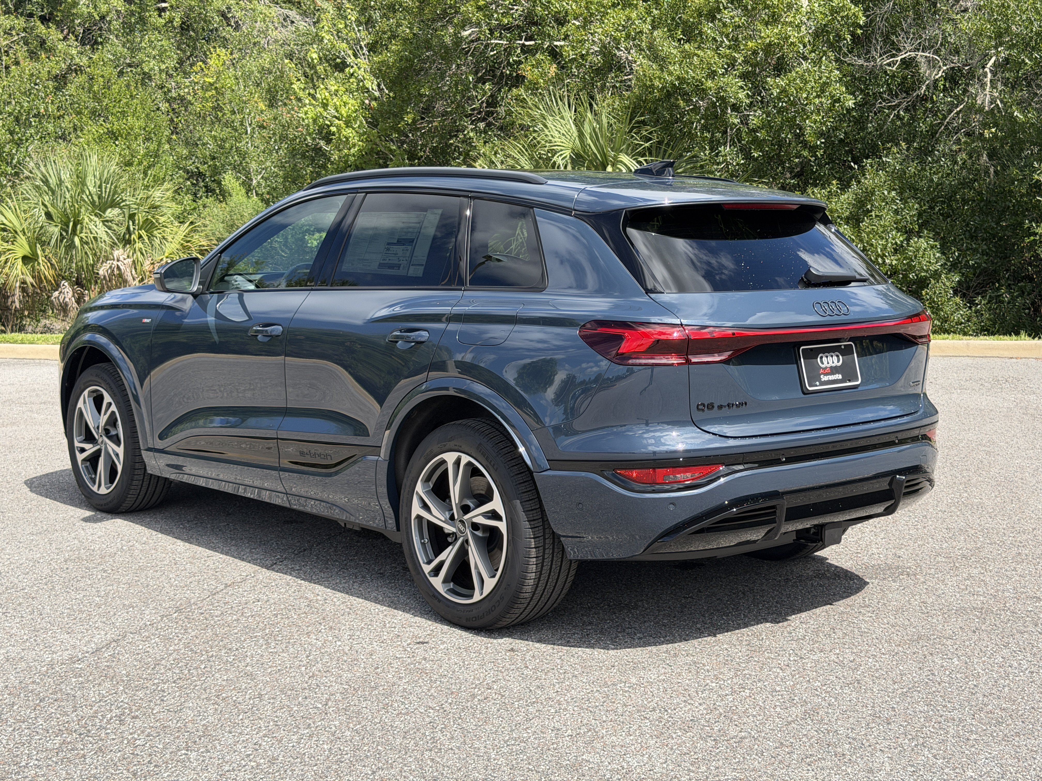 New 2027 Audi Q6 e-tron Premium Plus AWD/4WD image 5