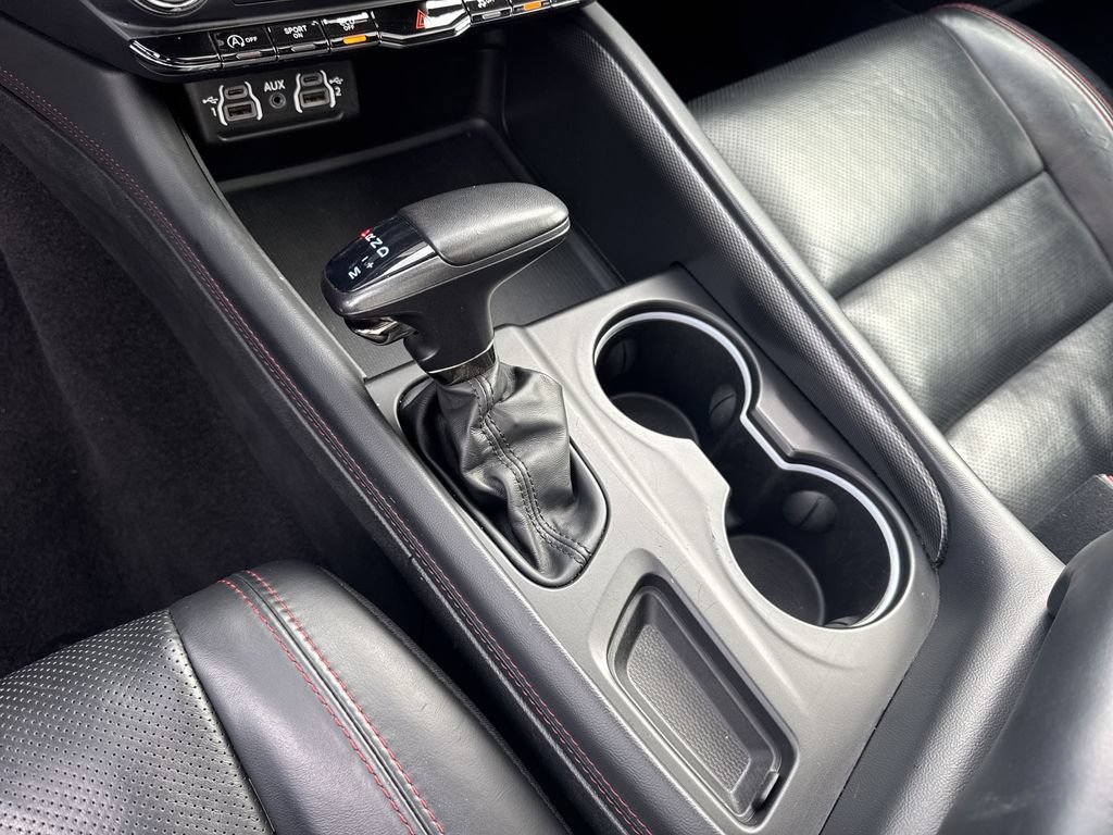 Used 2024 Dodge Durango GT RWD image 33