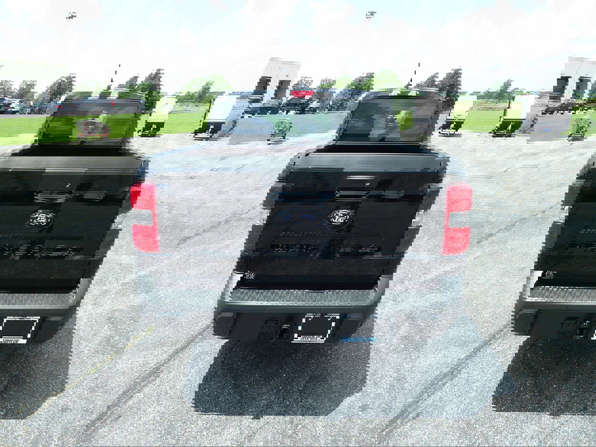 New 2025 Ford Maverick XLT w/ XLT Luxury Package image 7