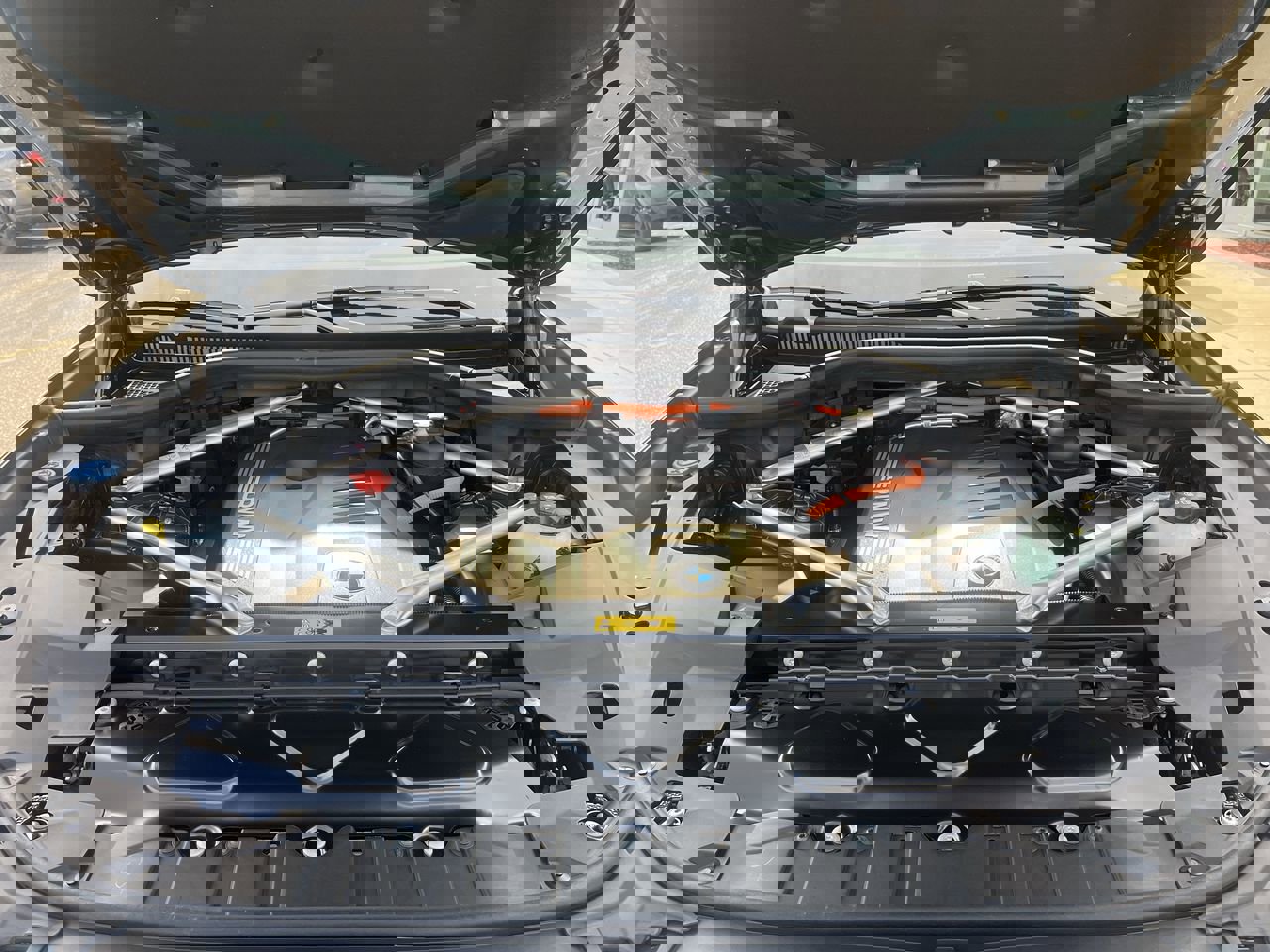 Used 2026 BMW X5 xDrive50e w/ Executive Package image 39