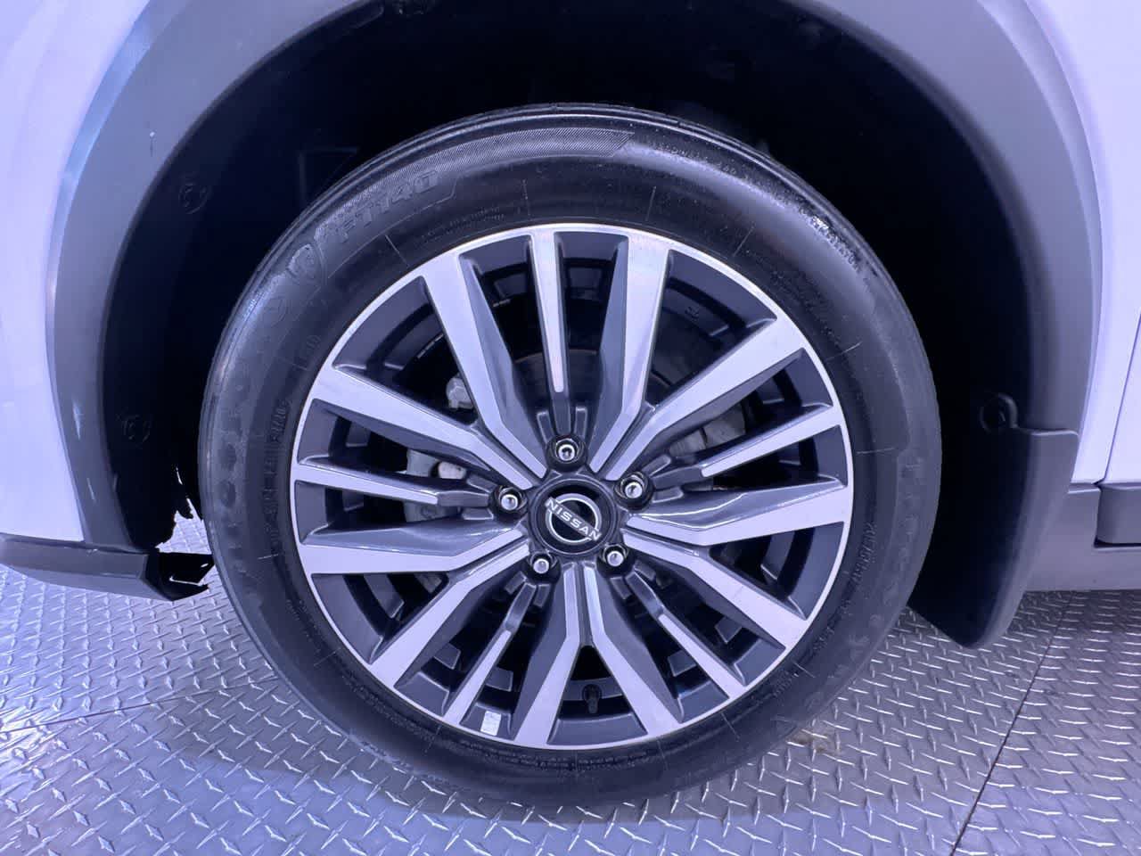 Used 2022 Nissan Kicks SV FWD image 10
