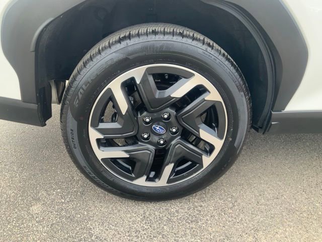 Certified 2025 Subaru Forester Premium image 9