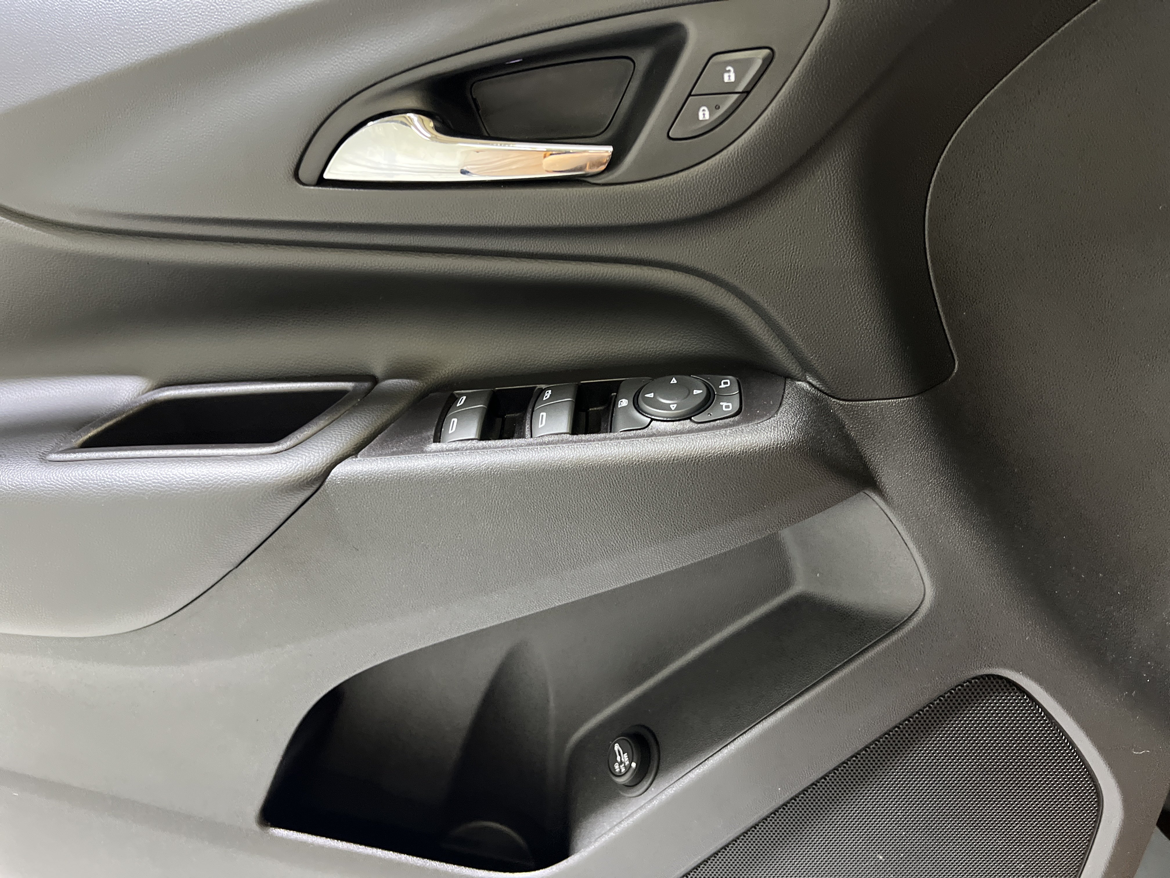 Certified 2019 Chevrolet Equinox LT FWD image 24