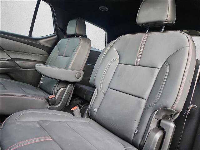Used 2023 Chevrolet Traverse RS image 15