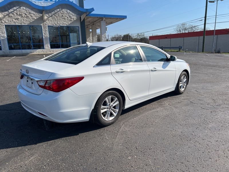 Used 2013 Hyundai Sonata GLS w/ Popular Equipment Pkg image 3