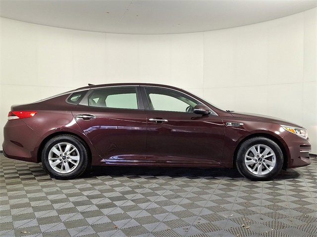 Used 2016 Kia Optima LX w/ LX Convenience Package image 10