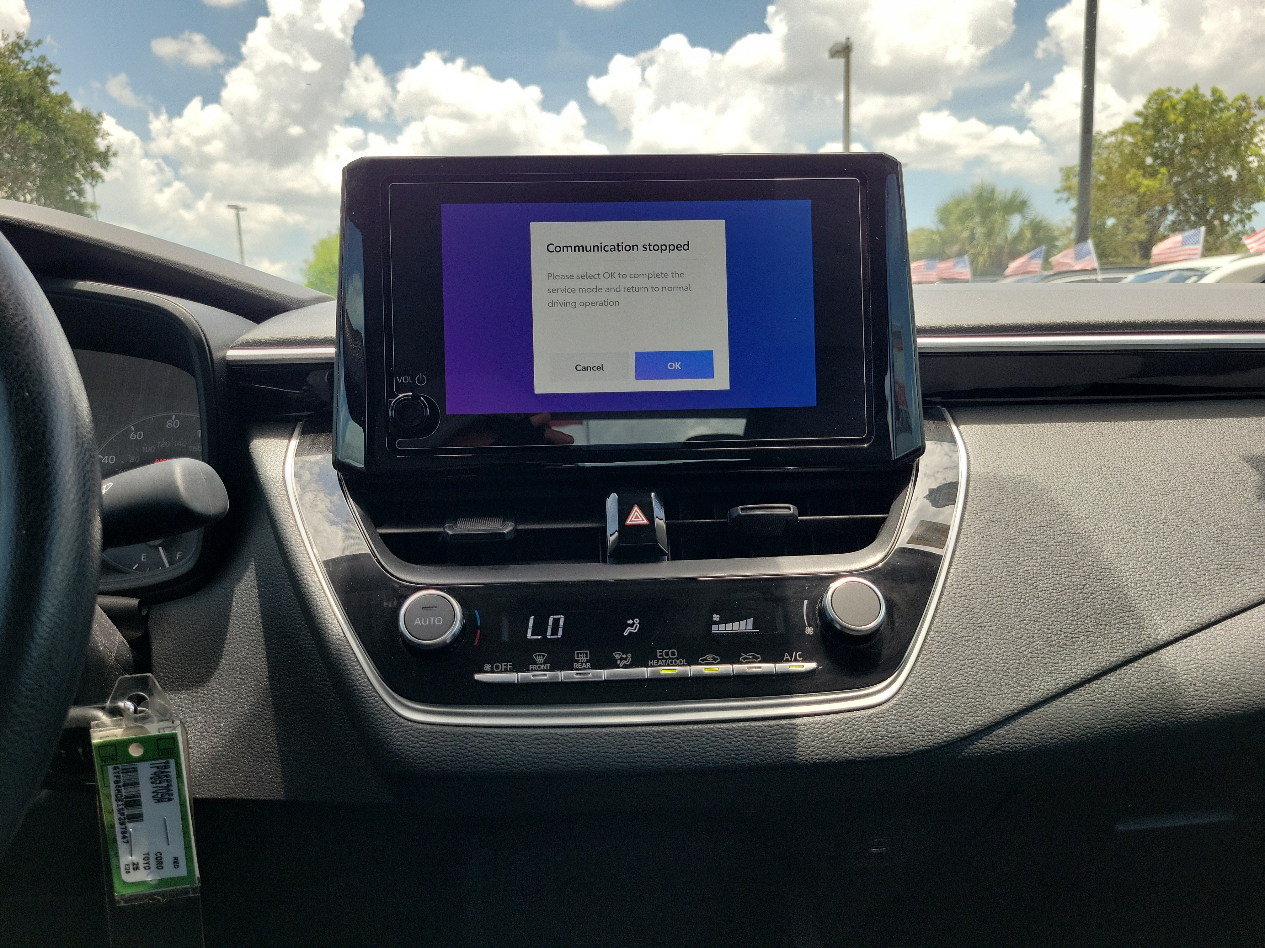 Used 2025 Toyota Corolla LE FWD image 26