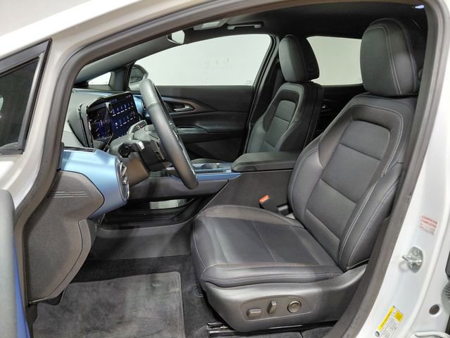 Used 2025 Chevrolet Equinox EV LT w/ Convenience Package image 15