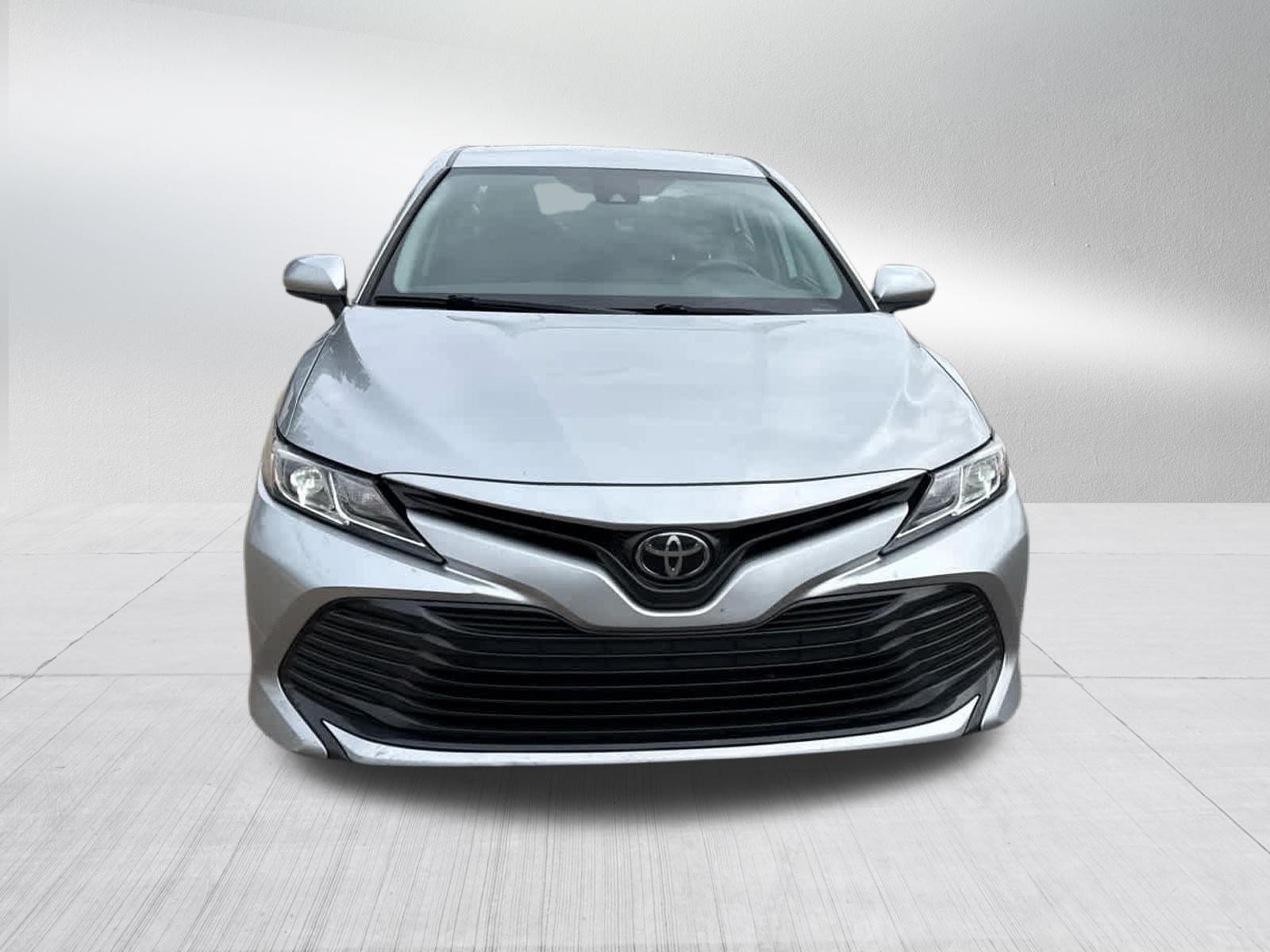 Used 2020 Toyota Camry LE FWD image 2