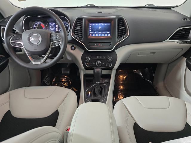 Used 2020 Jeep Cherokee Latitude Plus image 20