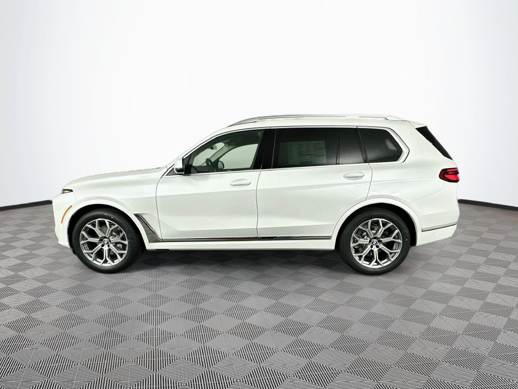 Used 2027 BMW X7 xDrive40i AWD/4WD image 5