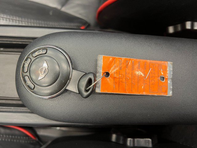Used 2015 MINI Cooper Roadster S FWD image 30