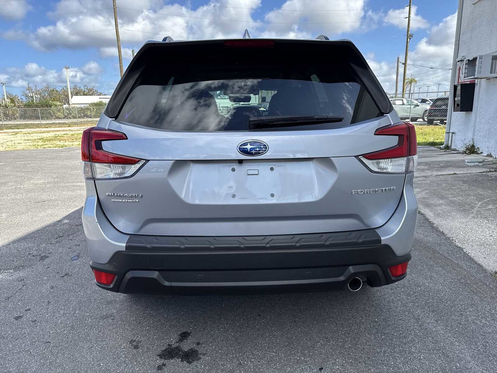 Used 2021 Subaru Forester Limited w/ Popular Package #3 image 5