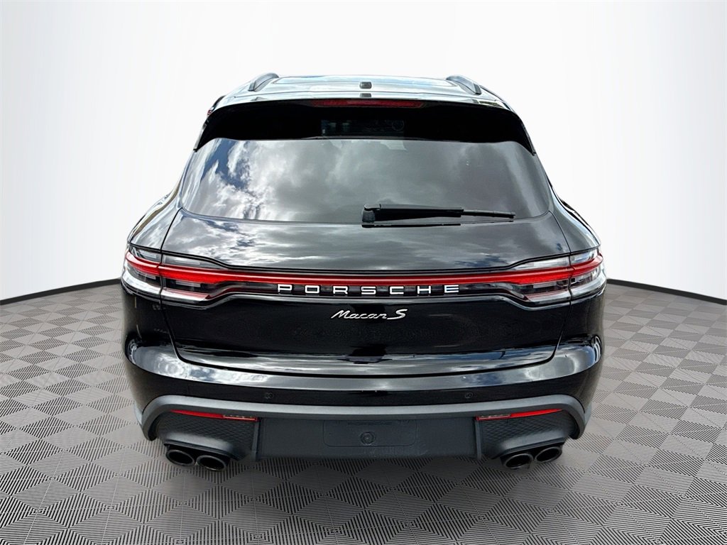 Used 2022 Porsche Macan S w/ Premium Package Plus image 7