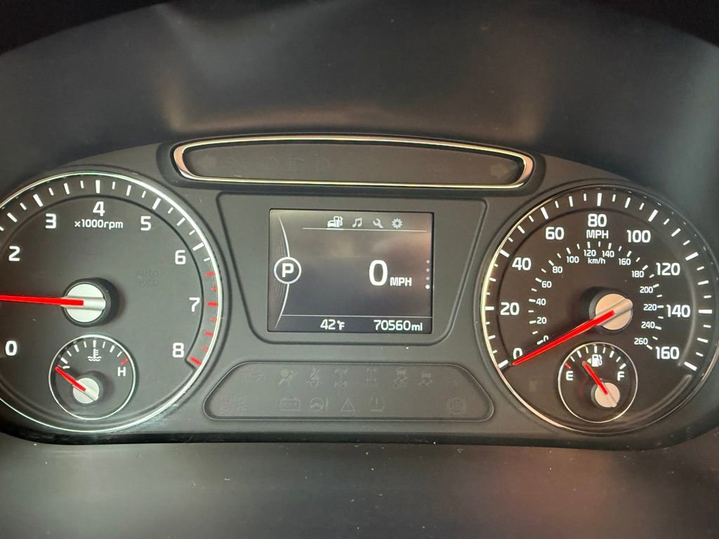 Used 2016 Kia Sorento LX image 9