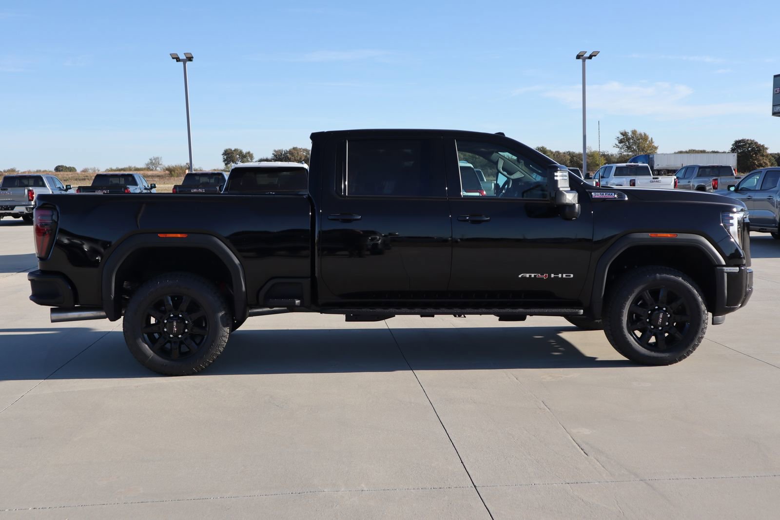 New 2026 GMC Sierra 2500 AT4 w/ AT4 Premium Plus Package image 3