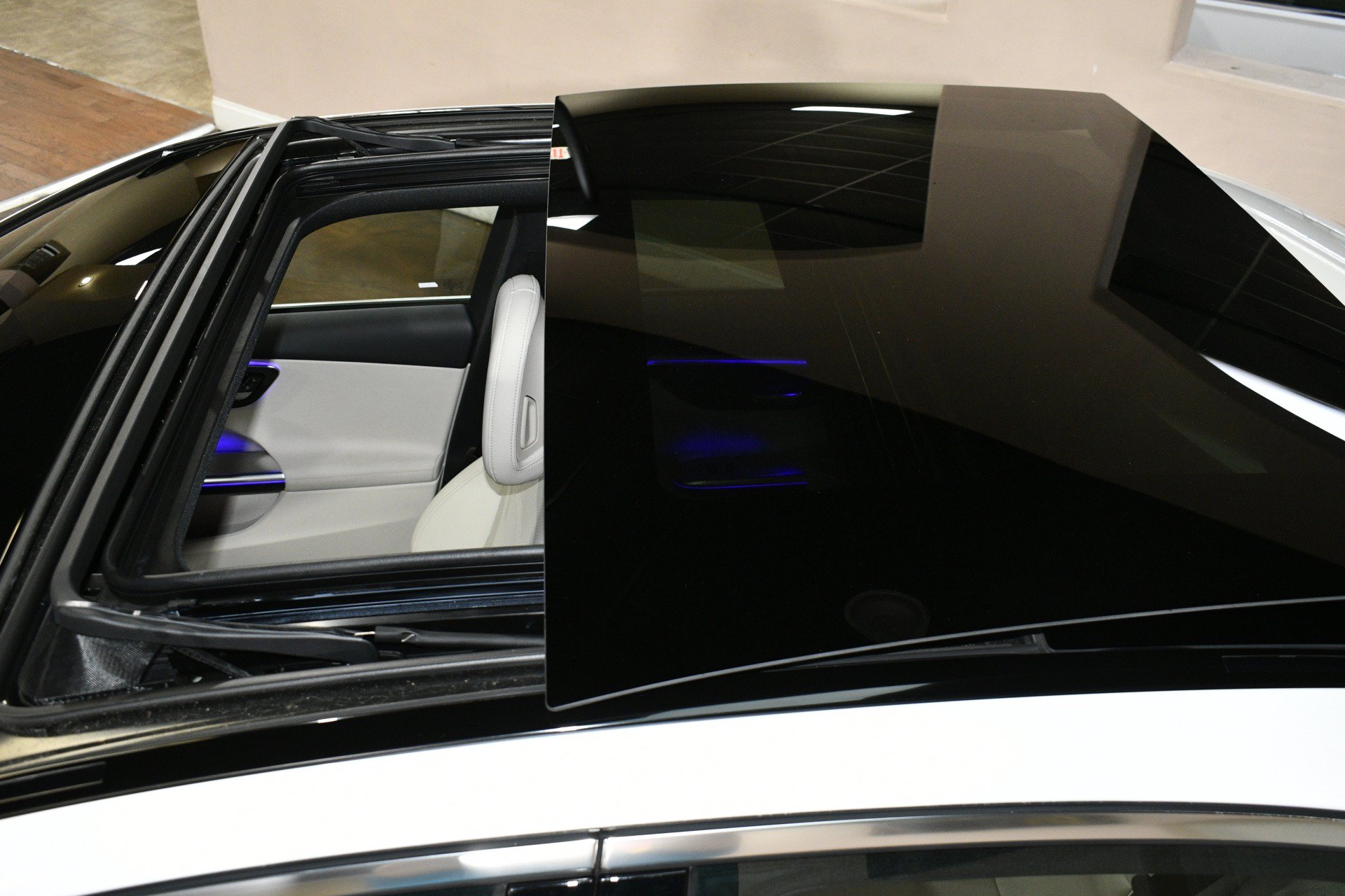 Used 2023 Mercedes-Benz C 300 Sedan image 50