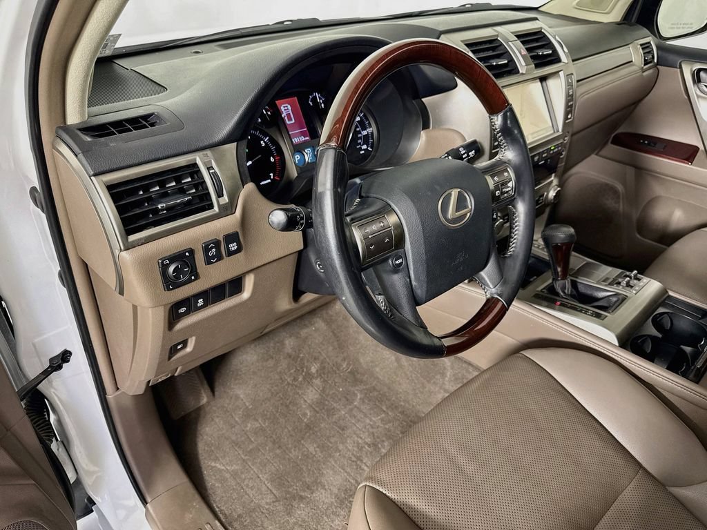 Used 2019 Lexus GX 460 Premium AWD/4WD image 9