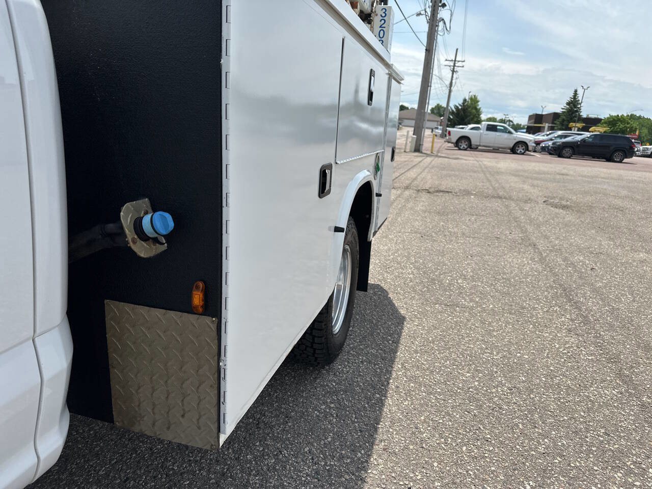 Used 2017 Ford F350 XL w/ Power Equipment Group image 21