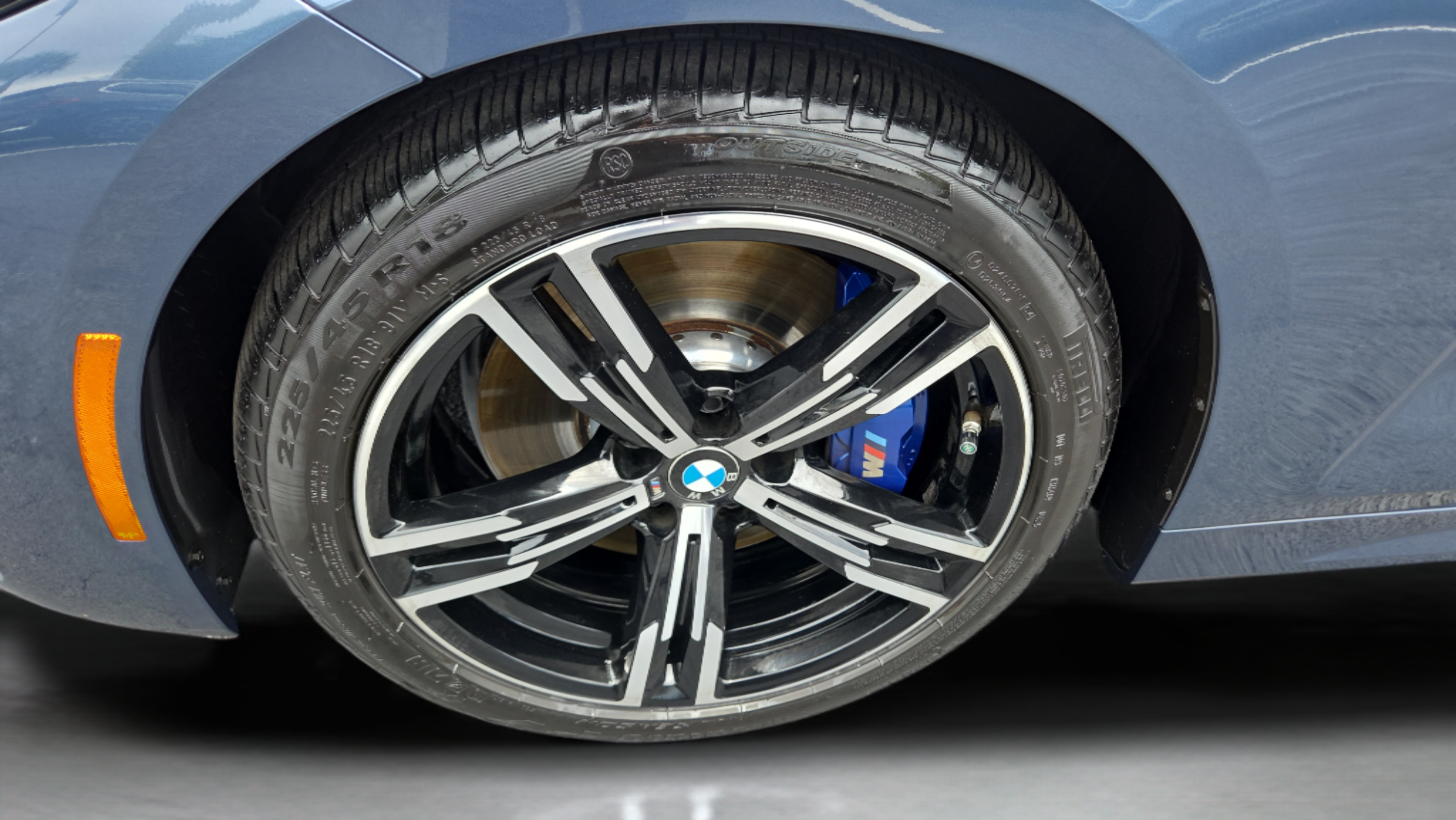 Used 2022 BMW M440i Convertible w/ Premium Package RWD image 36