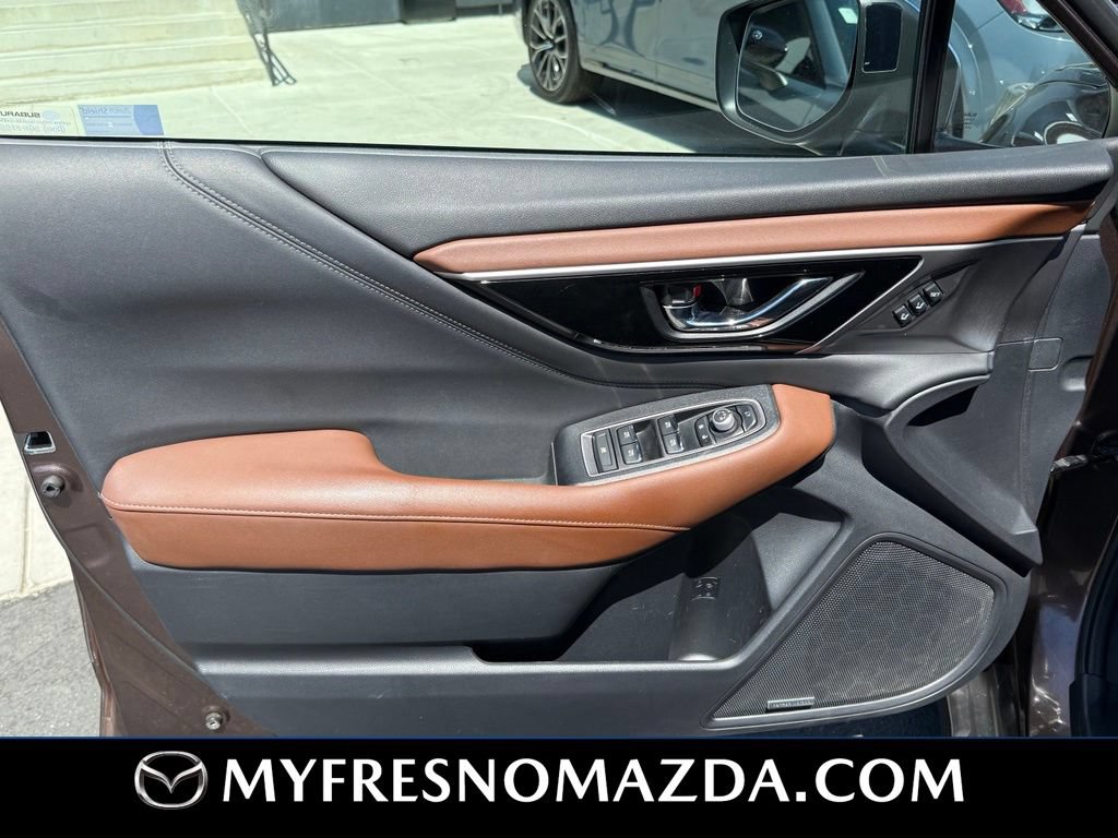 Used 2021 Subaru Outback Touring AWD/4WD image 32