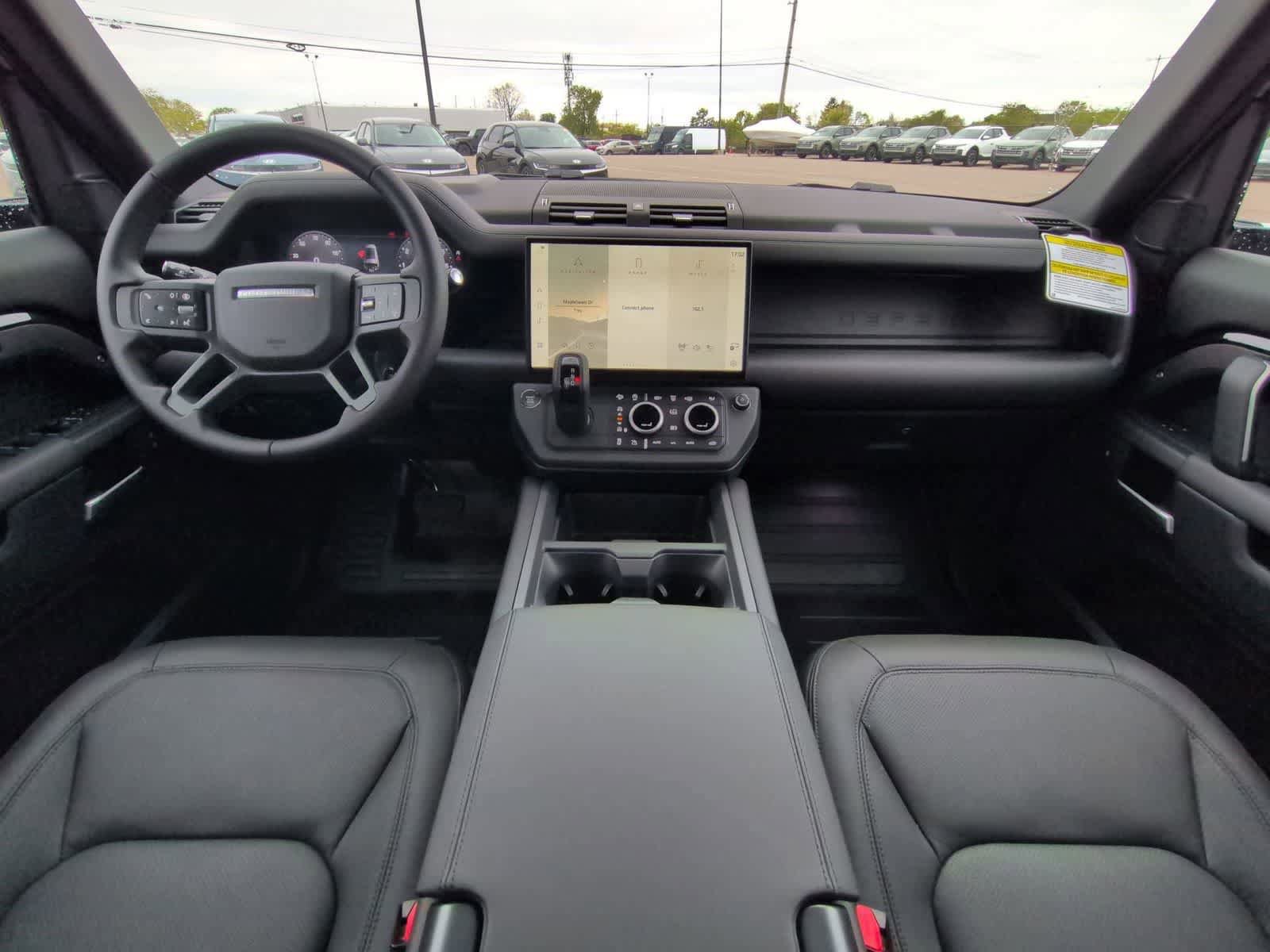 New 2026 Land Rover Defender 130 X-Dynamic SE AWD/4WD image 15
