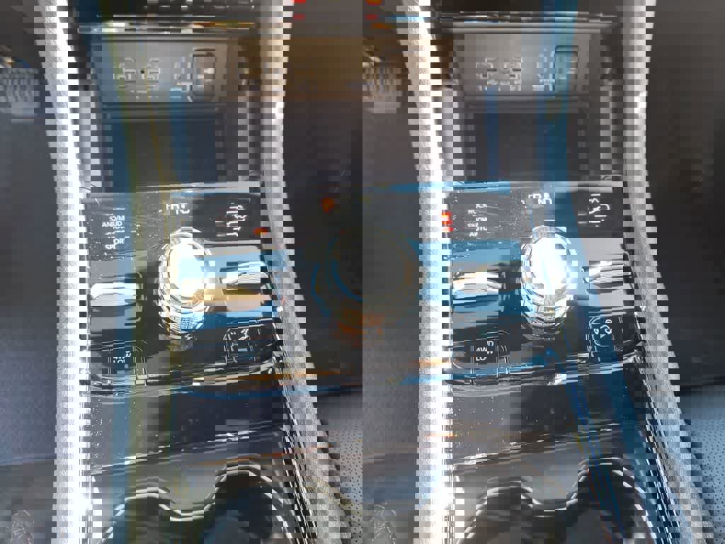 New 2025 Jeep Grand Cherokee L Summit w/ Obsidian Package image 20