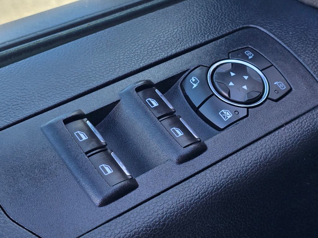 Used 2017 Ford F150 Lariat w/ Equipment Group 502A Luxury image 23