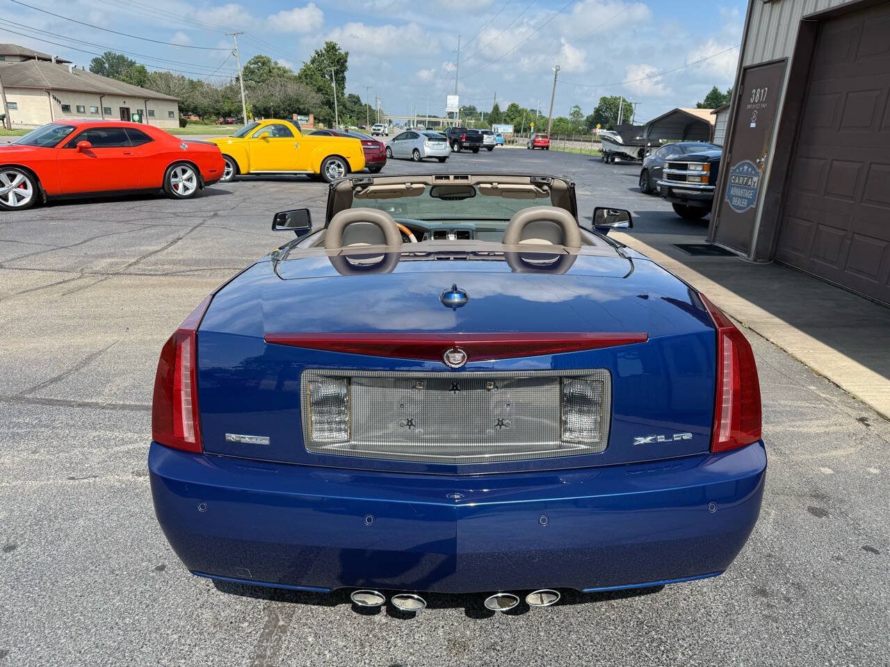 Used 2005 Cadillac XLR RWD image 15