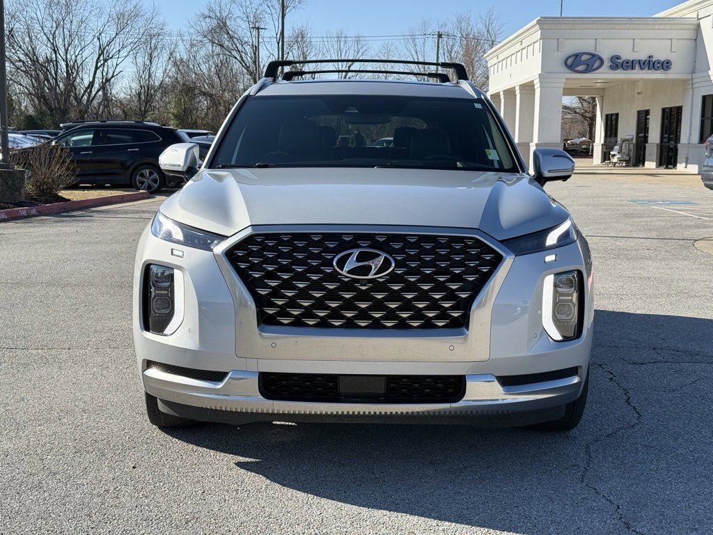 Used 2022 Hyundai Palisade Calligraphy image 2