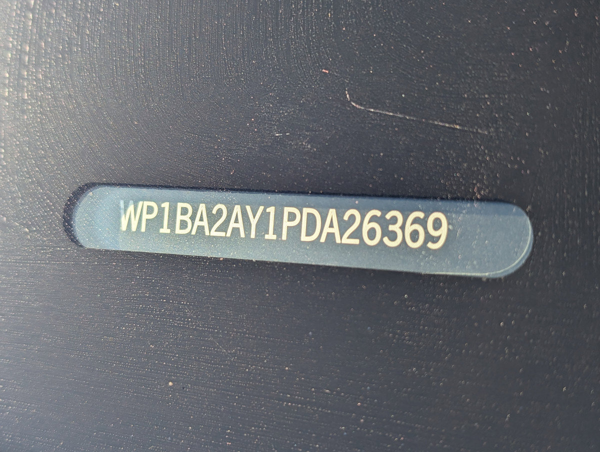 Used 2023 Porsche Cayenne Coupe image 35